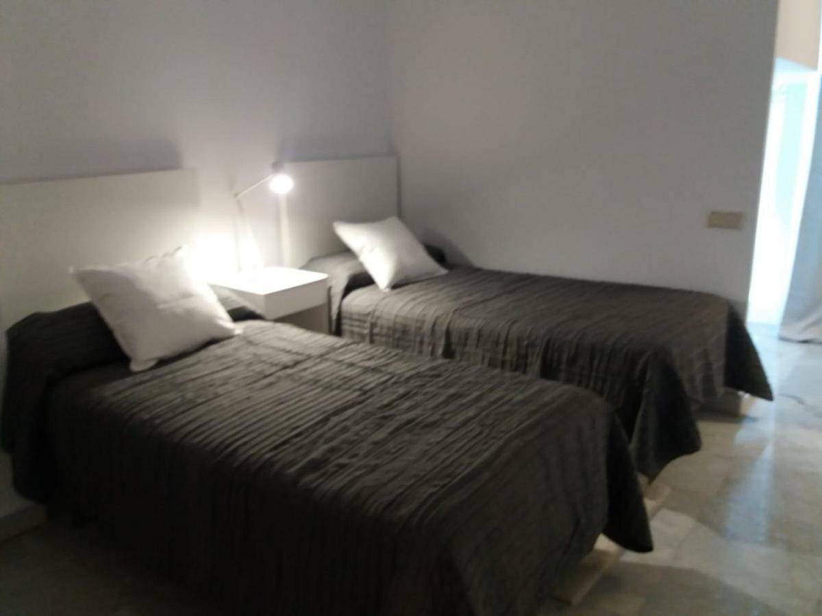 Marbella House Apartamento Duplex Exteriör bild